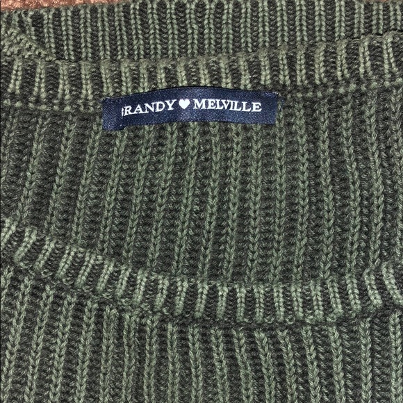 RARE brandy melville sweater - Picture 2 of 3